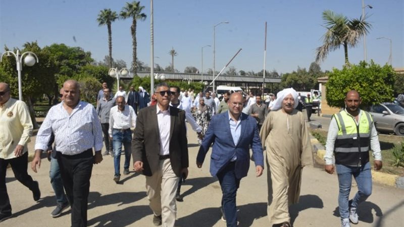 جولة محافظ الجيزة لسوق الجملة للخضراوات