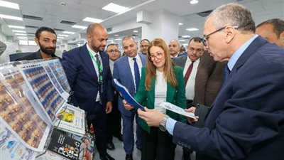رئيس الهيئة القومية للبريد تفتتح مركز الطباعة الرقمية الجديد بمدينة نصر