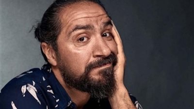 محمد القس يبكي في كواليس مسلسل برغم القانون