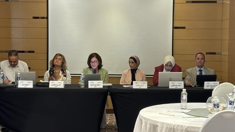 خلال المؤتمر