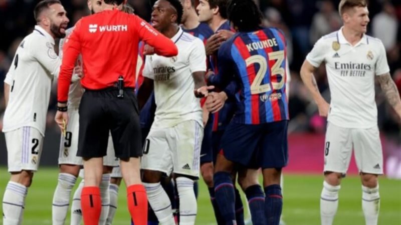 لاعبي ريال مدريد ـ برشلونة
