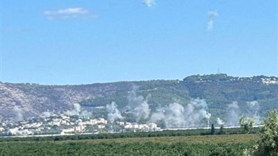 حزب الله يطلق 55 صاروخًا من لبنان باتجاه حيفا والجليل الغربي (فيديو)