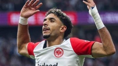 شاهد هدف عمر مرموش في مرمي ليفركوزن بالدوري الألماني (فيديو)