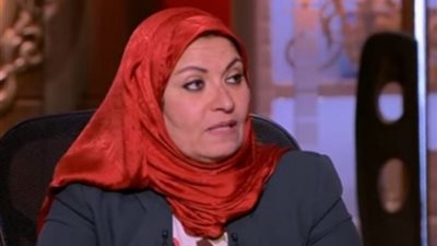 هبة قطب: نزول الدم في ليلة الدخلة ليس دليلاً على عفة الفتاة