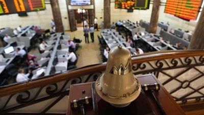 مؤشرات البورصة تخسر 10 مليارات جنيه وتسجل أدنى مستوياتها منذ شهرين