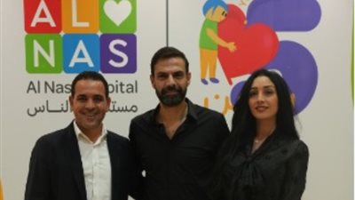 الشاعر أمير طعيمة يزور مستشفى الناس الخيري