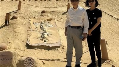 السفير الياباني في وادي الحيتان يعيش رحلة عمرها 40 مليون سنة