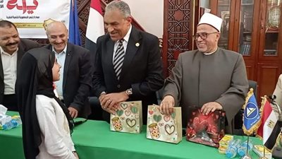 تكريم 50 من حفظة القرآن بختام البرنامج الصيفى للطفل بدمياط
