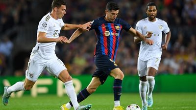 رد مفاجئ، كومباني يكشف كواليس هزيمته أمام برشلونة في دوري الأبطال