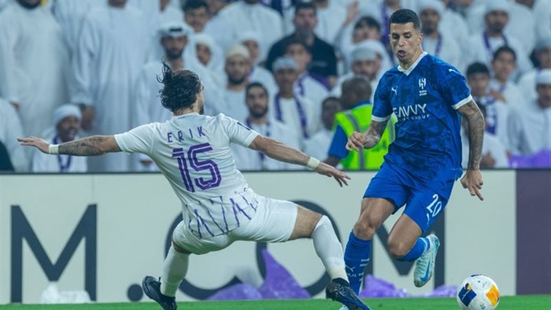 الهلال والعين