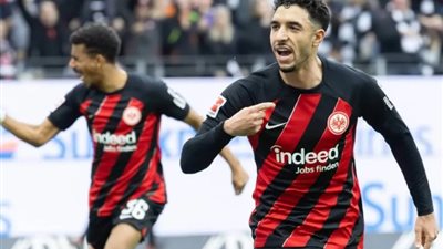 مرموش يقود تشكيل فرانكفورت أمام ريجاس في الدوري الأوروبي