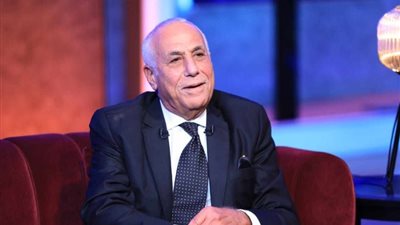 حسين لبيب رئيس الزمالك يقرر البقاء في الإمارات لمتابعة قضية ثلاثي الزمالك