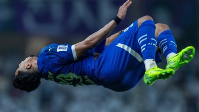 الهلال يواصل صدارة دوري روشن بالفوز على التعاون بثنائية نظيفة