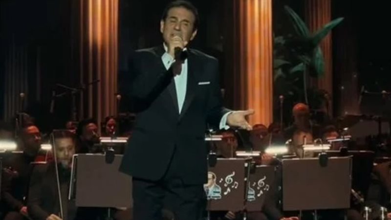 الفنان محمد ثروت