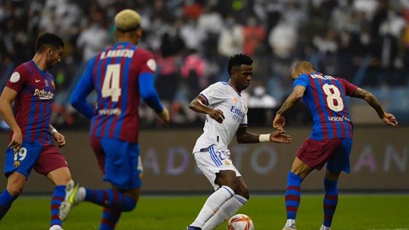 ريال مدريد وبرشلونة