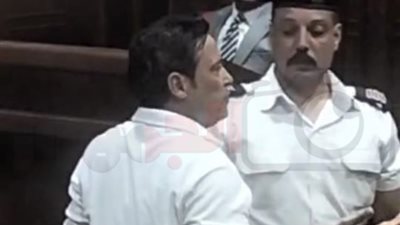 بالبدلة البيضاء، الصور الأولى لسعد الصغير داخل المحكمة