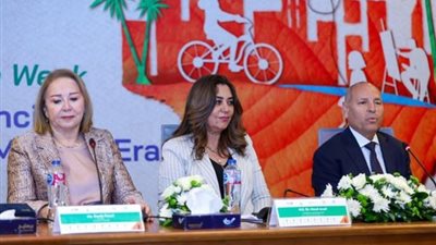 وزيرة التنمية المحلية ومحافظ القاهرة يطلقان أسبوع «القاهرة الحضري»