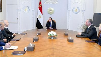 الرئيس السيسي يثمن قوة التعاون بين مصر وإيطاليا في جميع المجالات