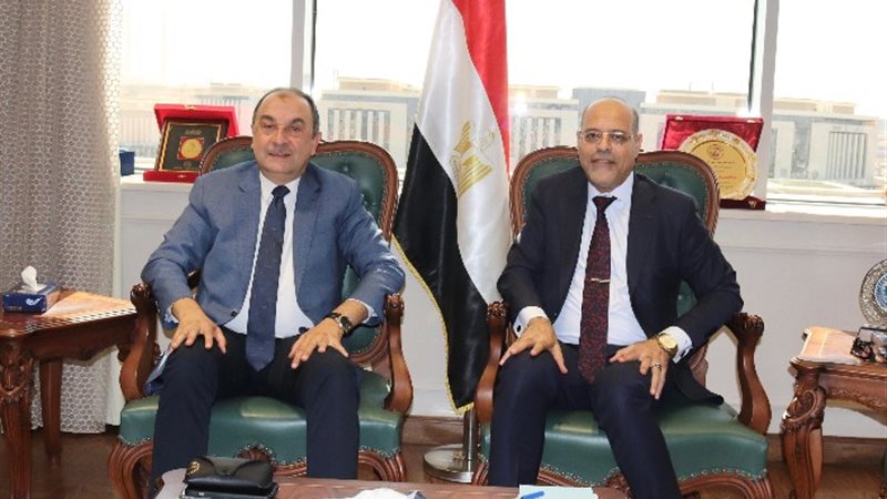 وزيرا قطاع الأعمال والعمل