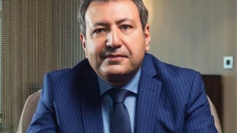 طارق شكري