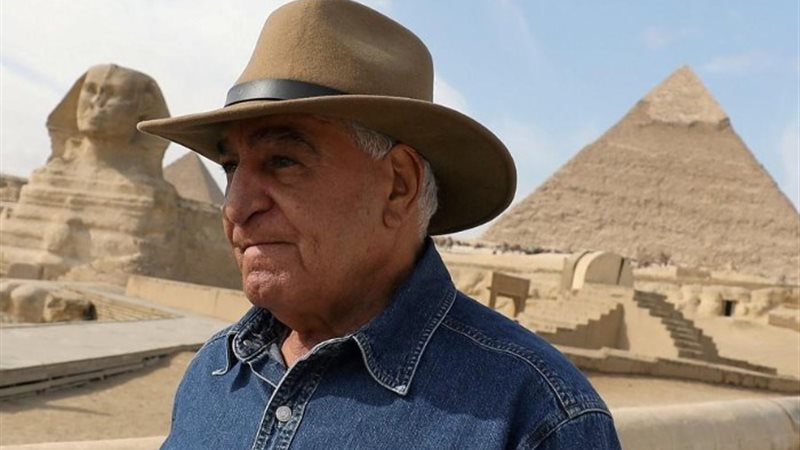 زاهي حواس وزير الأثار الأسبق