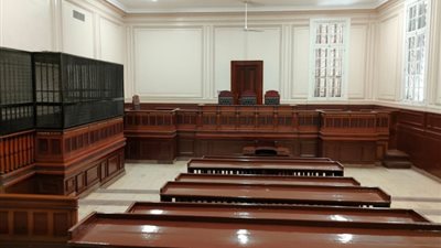 بعد قليل، استكمال محاكمة المتهمين في قضية 