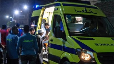 «كان بيعدي الطريق»، إصابة شخص صدمته سيارة في البدرشين