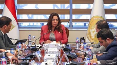 وزيرة التنمية المحلية: الدولة تعمل على دمج الأنشطة غير الرسمية للاقتصاد