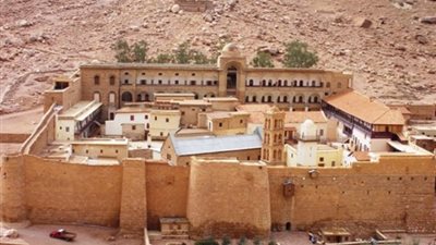 مخططات لإخلاء دير سانت كاترين تزامناً مع تطوير المنطقة، رد رسمي يحسم الجدل