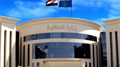 ضبط المتهمين بالتعدي على طبيب الشيخ زايد وإتلاف الأجهزة الطبية
