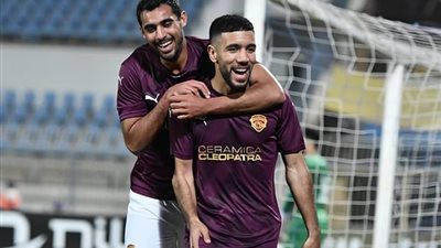 القندوسي يقود تشكيل سيراميكا لمواجهة الأهلي في الدوري