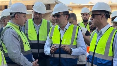 المجال مفتوح، وزير قطاع الأعمال يدعو مستثمري العالم للشراكة بمصانع الأسمدة