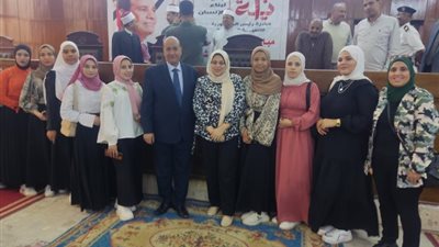 طالبات تمريض سوهاج تشاركن فى التوعية بخطورة ختان الإناث (صور)