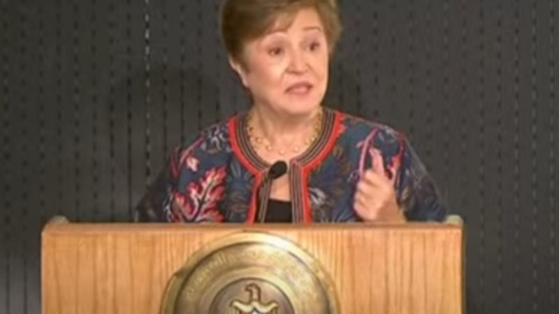 مديرة صندوق النقد الدولي خلال المؤتمر الصحفي