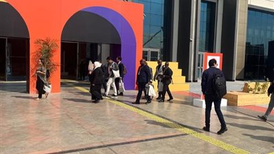 «الهيئة القبطية» تركب مشايات تفاعلية لذوي الهمم خلال المنتدى الحضري