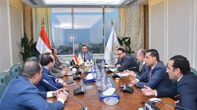 بـ«شكل فوري»، توجيه عاجل من وزير التموين بحل مشكلات المواطنين