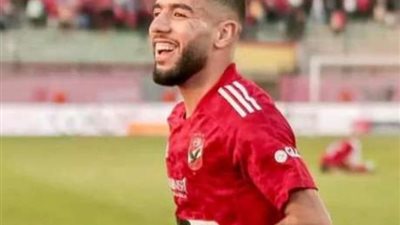 أحمد قندوسي على رأس قائمة الجزائر لمواجهتي غينيا الاستوائية
