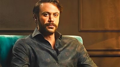 «الكينج» لمحمد إمام يخرج من السباق الرمضاني 2025 ويؤجل لهذا الموعد