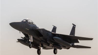 القيادة المركزية الأمريكية تعلن رسميا وصول مقاتلات F- 15E للشرق الأوسط