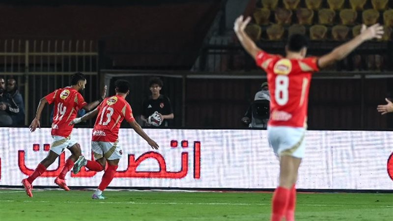 لاعبي الأهلي