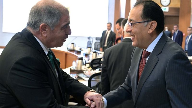 النائب أحمد فؤاد أباظة ورئيس الوزراء