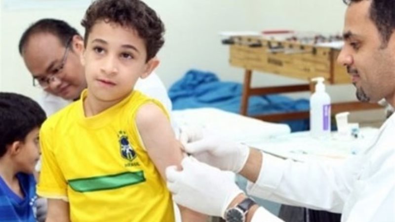 تطعيمات أطفال المدارس