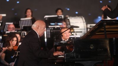 عمر خيرت على موعد مع جمهوره في الإماراتي الليلة