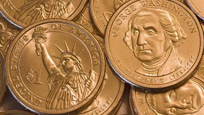 سعر الجنيه الذهب في مصر اليوم السبت 9 نوفمبر 2024، الهبوط يدفع المصريين للشراء
