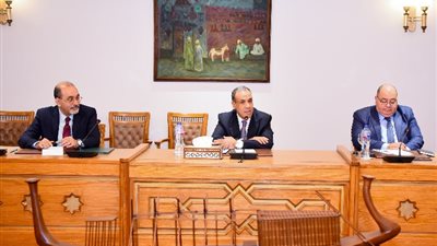 وزير الخارجية يؤكد أهمية دعم العلاقات الثنائية مع الدول الأوروبية
