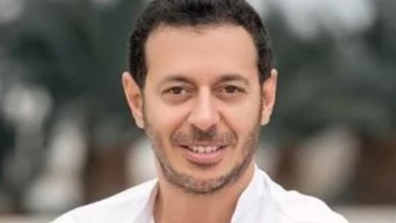 الفنان مصطفي شعبان