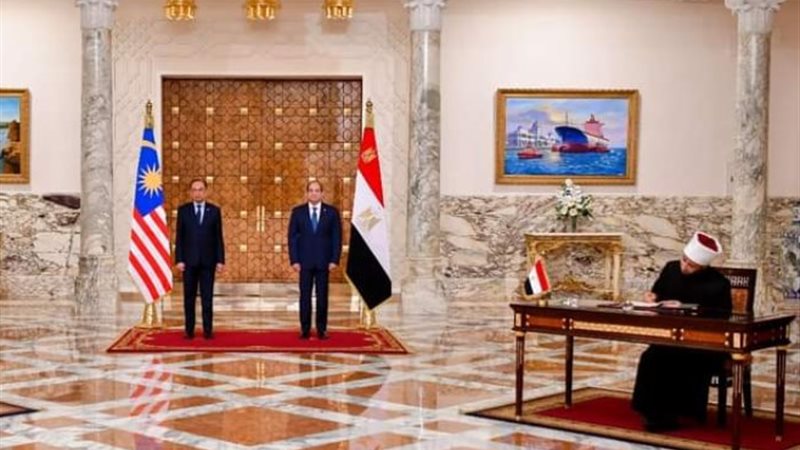 خلال التوقيغ