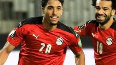 برشلونة يستهدف الجمع بين محمد صلاح وعمر مرموش