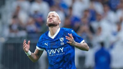 نيمار يغضب الهلال بعرض نسائي (فيديو)