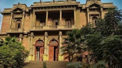 بـ«الطوب الأحمر»، ترميم قصر شامبليون الأثري يثير الجدل (صور)